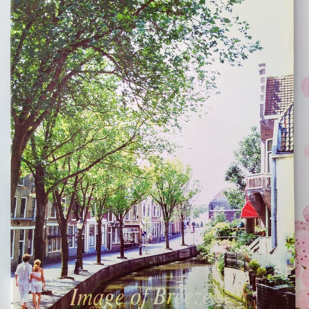 Stylish Traveling Notebook - Picture 4 of 7